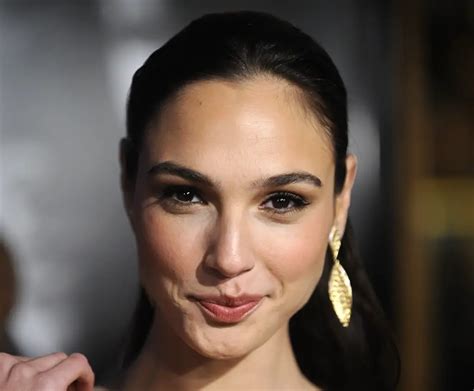 gal gadot bra|Gal Gadot: Bio, Facts, Wiki & Body Measurements